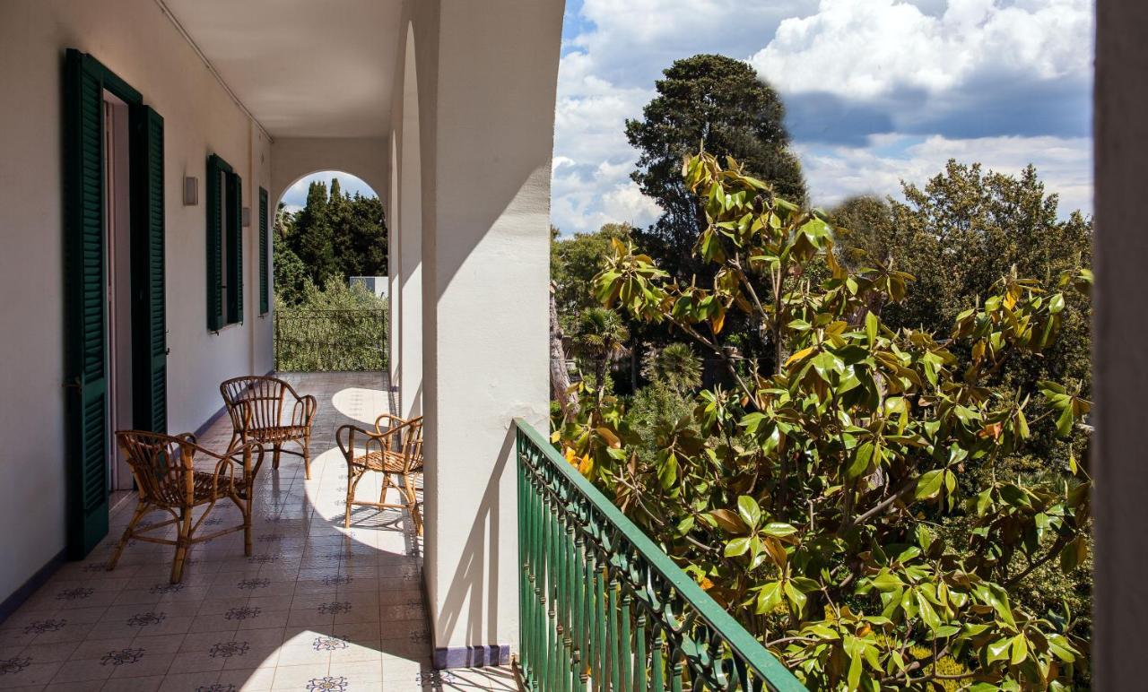 Villa Marta Таранто Екстериор снимка