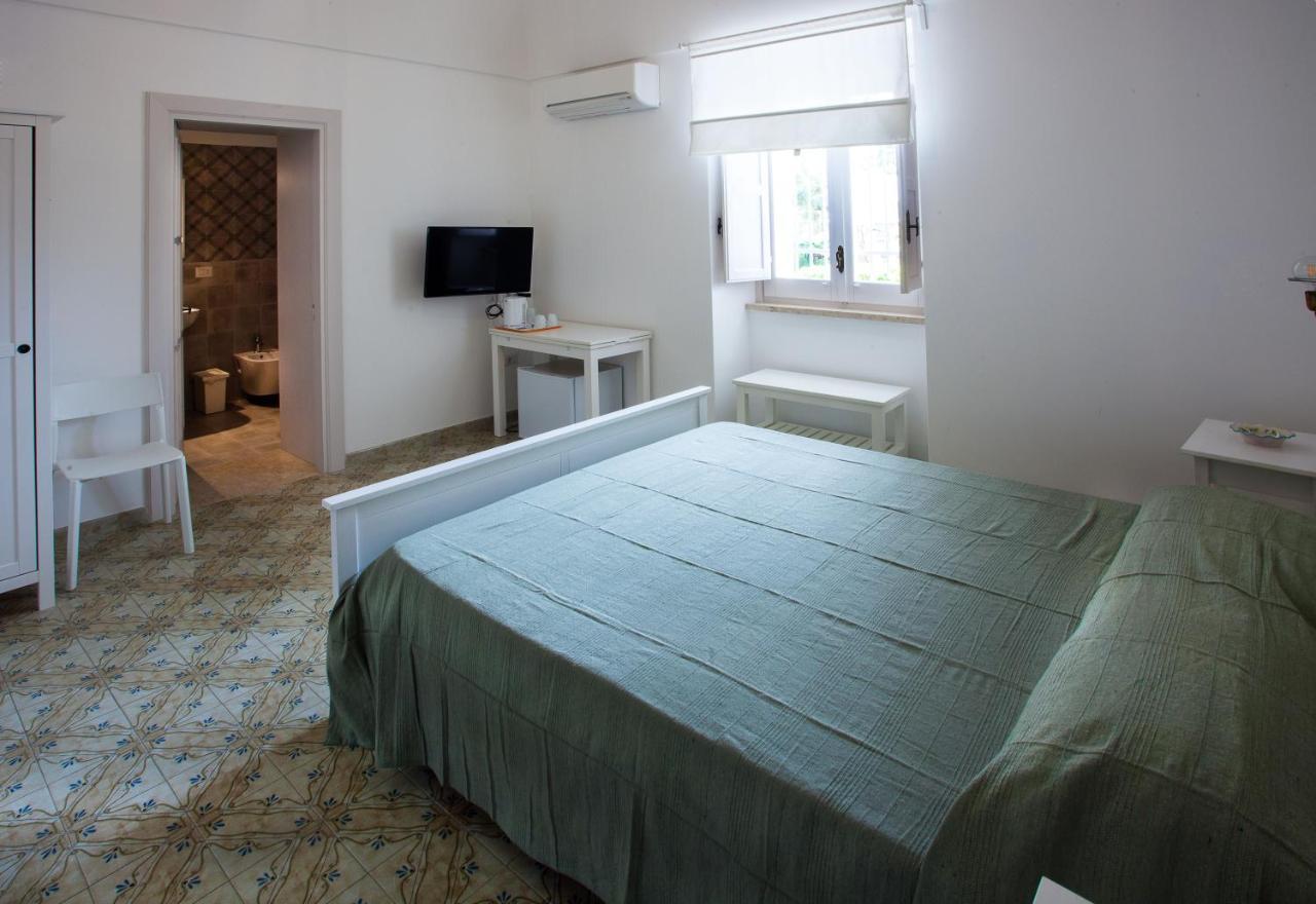 Villa Marta Таранто Екстериор снимка